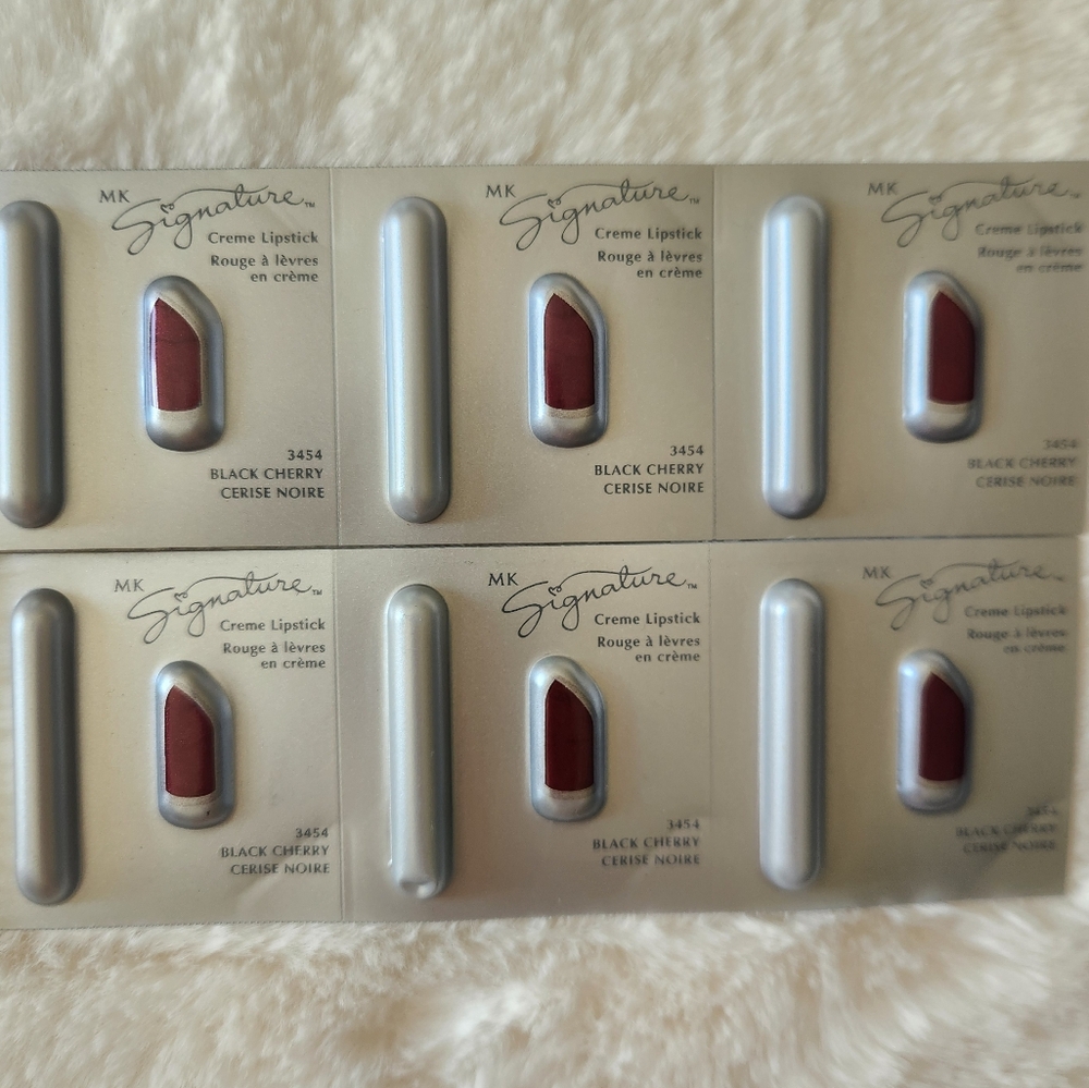 🆕️MK💄Black Cherry 6xSamples 💋💋
